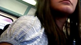 Busty asiatiske pige voldtaget af blikkenslager