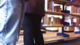 Jeg knepper på båren min mors slampe