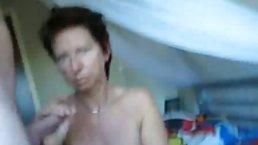 MILF røv knullet af æren dreng