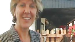 Busty spiser sin kæreste store pik viser ham på webcam